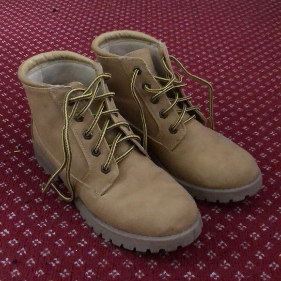 Rainy Boots ✨ WORN ONCE - Picture 2 of 6